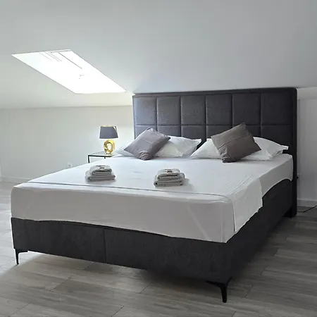 Apartamento Casa Mia Sabunike Nin